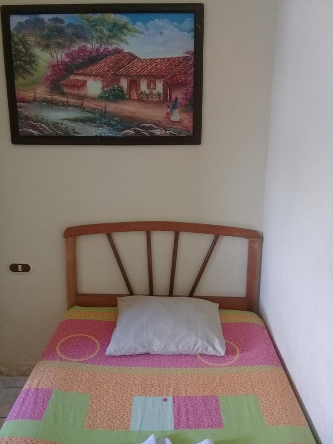 La Casa Del Lacandon - Waterfront Hotel Flores Quarto foto